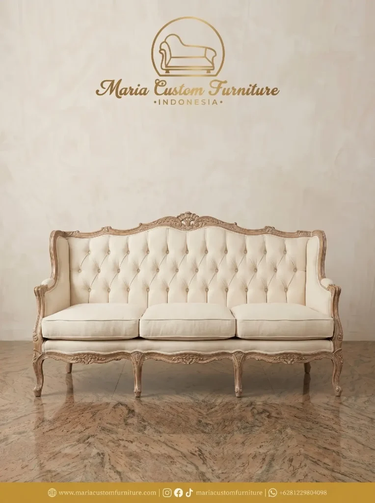 Sofa klasik dari Maria Custom Furniture